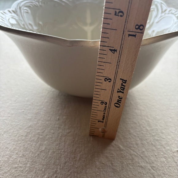 Beige Cream Stonewear Serving Bowl - Picture 6 of 8